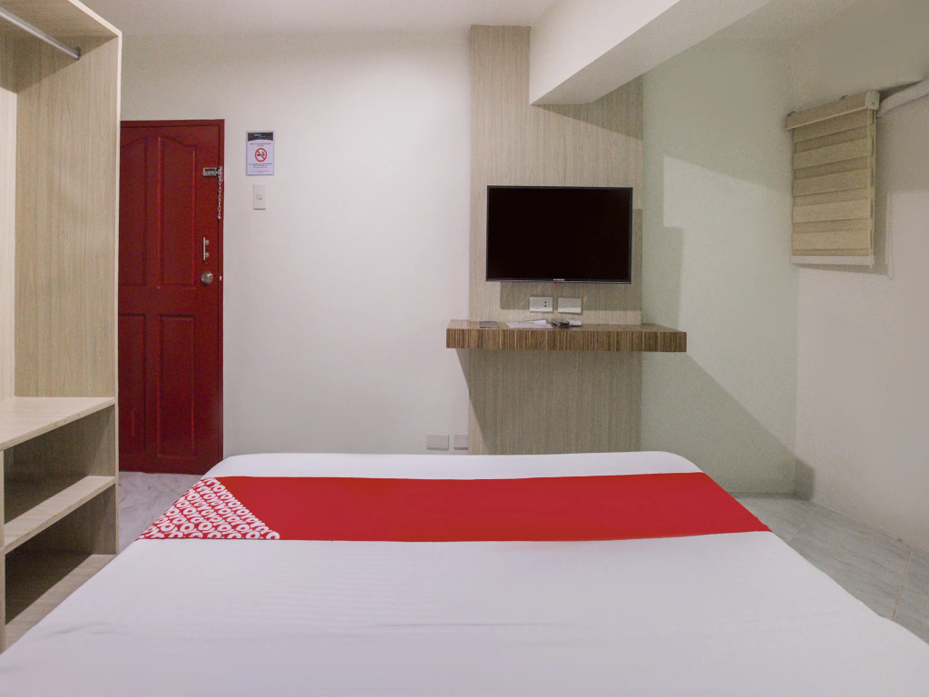 Circuit Hostel