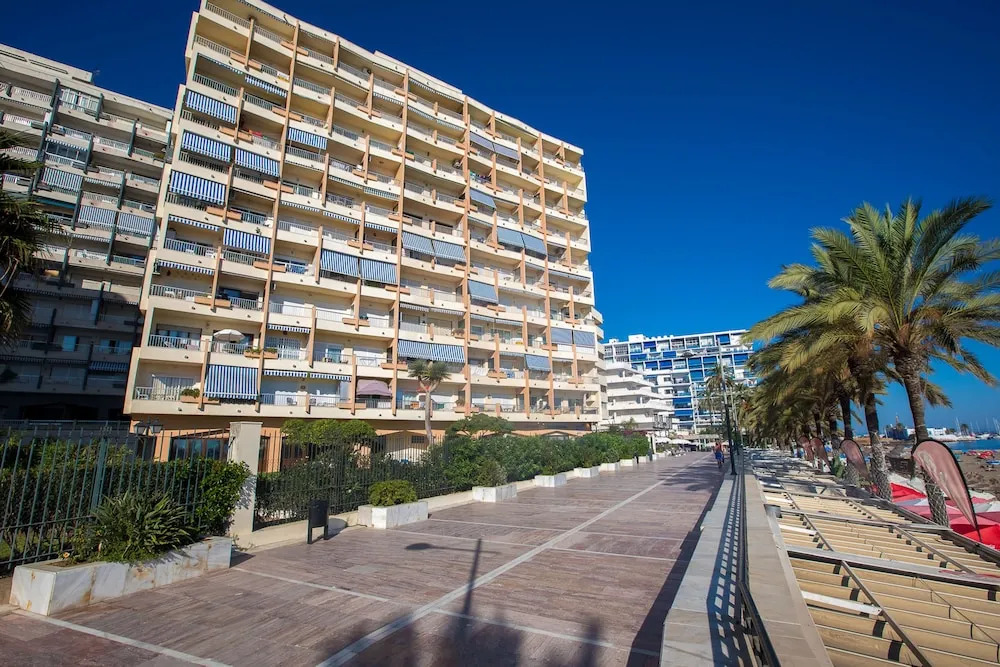 OleHolidays Diana Marbella centro Vistas al mar