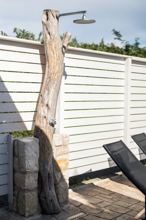 Villa Estia with Outdoor Hot Tub by Konnect - Next to the Beach