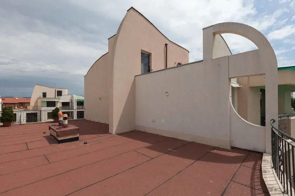 One Bedroom Apartment with Large Balcony