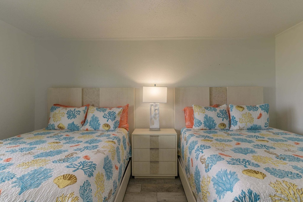Tiki 128 - Spacious Ocean View 1br Condo Sleeps 6 1 Bedroom Condo
