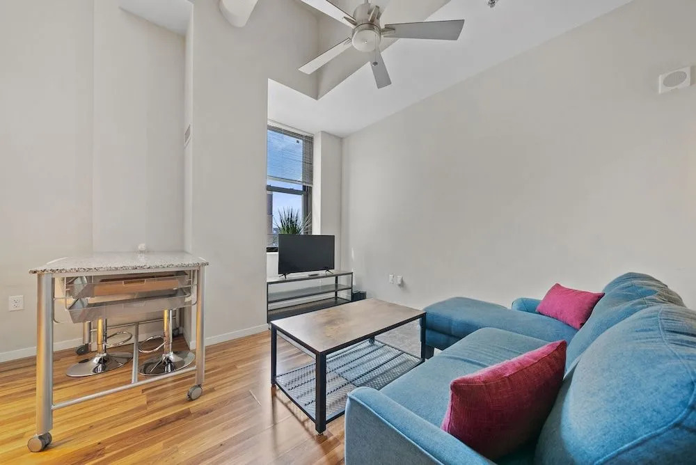 Cincinnati City Club Apartments by Airriva