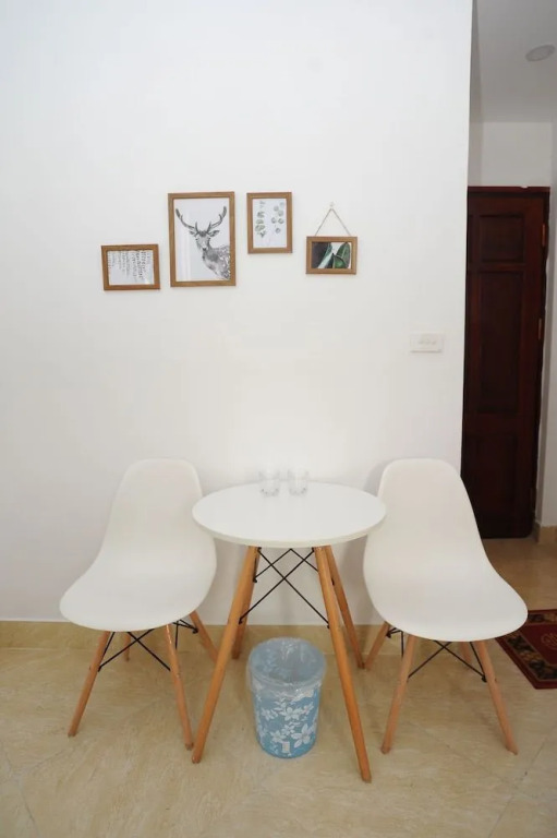 Ruby Lakeview homestay