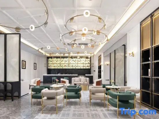 Hizan Deluxe Hotel (Yancheng High-speed Railway Station · Yueda 889 Commercial Plaza Branch)