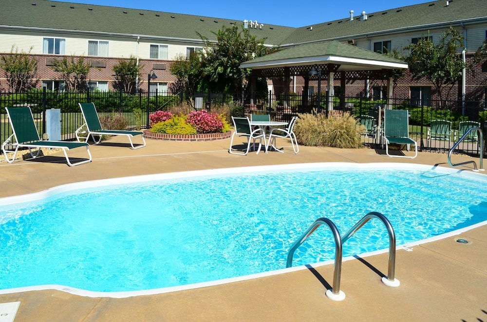 Home-Towne Suites Decatur