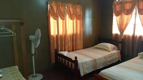 Hostal Doña Irma Bocas