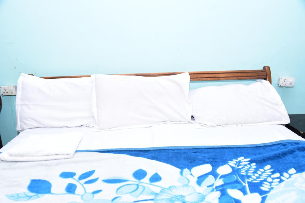 OYO Rooms Ghaziabad Railway Station 2