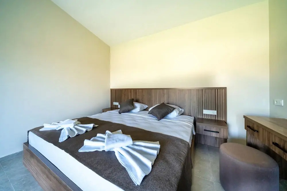 1 Bedroom Private Honeymoon Villa
