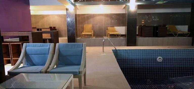 Samarina Resort