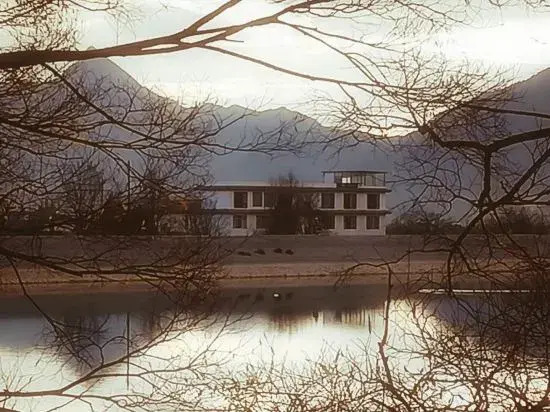 Lihu Residence Resort (Lijiang Tianrui Howard Johnson Resort Huama Street)