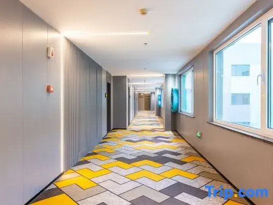 Zhetu Business Hotel (Shijiazhuang Nan Santiao Pedestrian Street Leta Center)