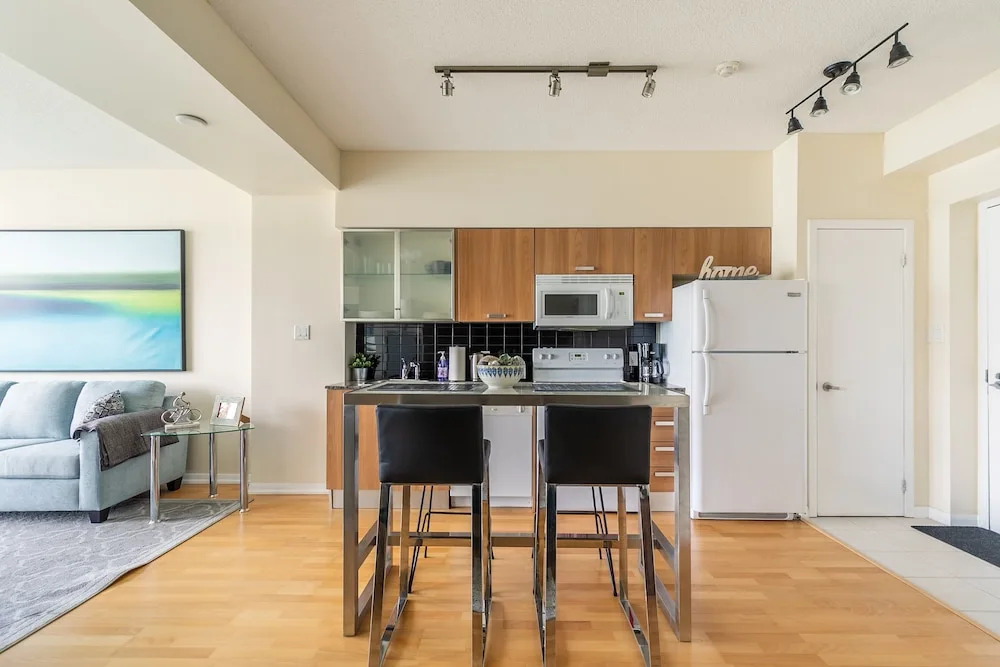 Luxury 1BR Executive Style Condo