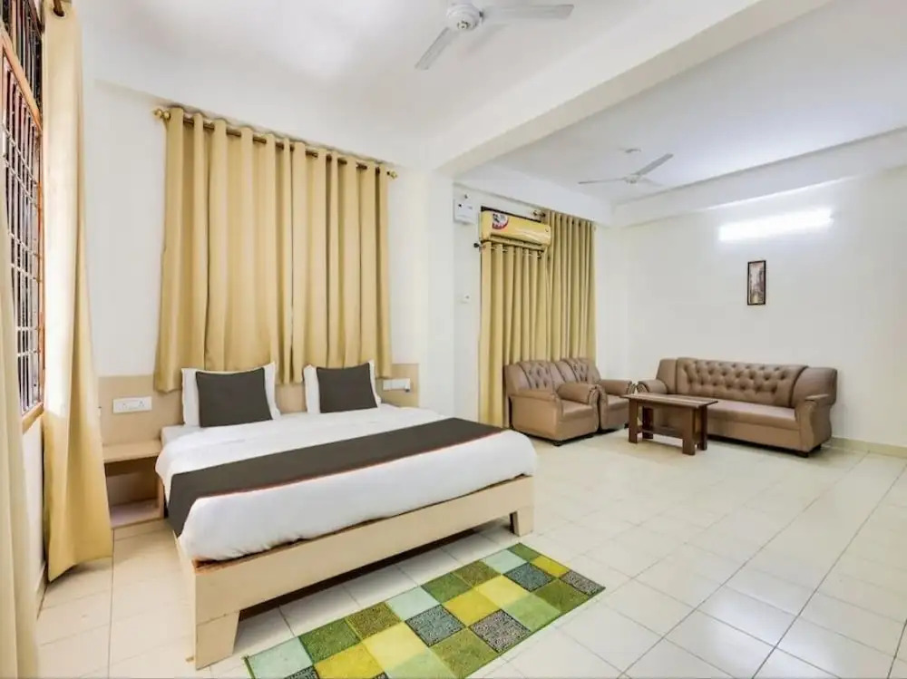Erica Residency