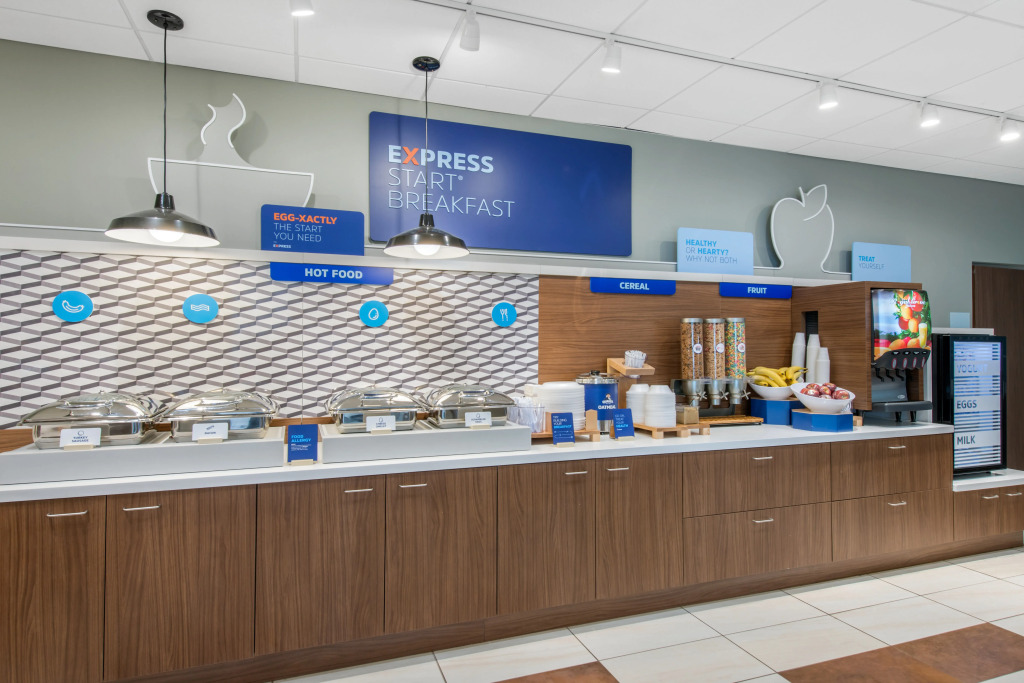Holiday Inn Express & Suites Wildwood The Villages by IHG