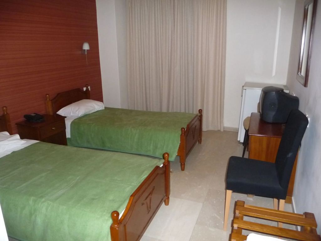 Hotel Flisvos
