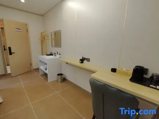 Sailimuhu CC Homestay (Sailimuhu East Gate Tourist Center)