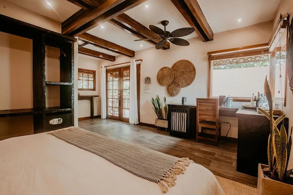 Sansara Surf Yoga & Resort