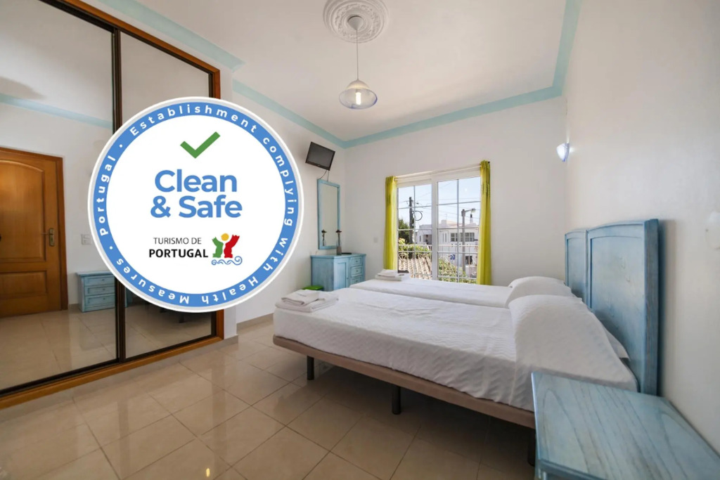 G - Bedroom 2-1 in the Lagos Inn Guesthouse