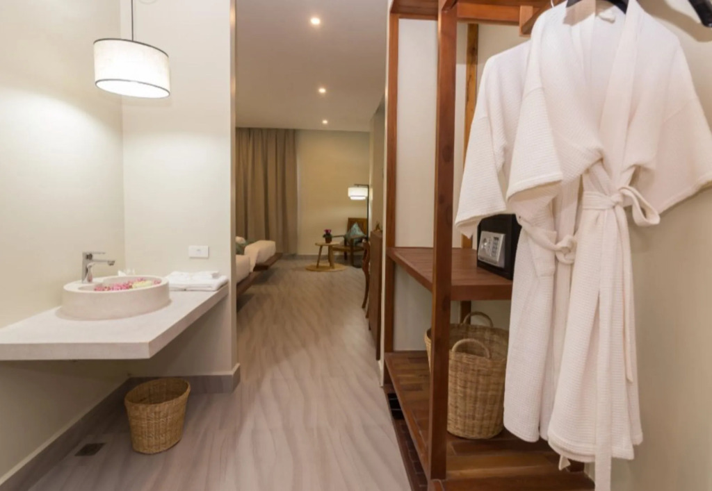 Bayon Modern Residence