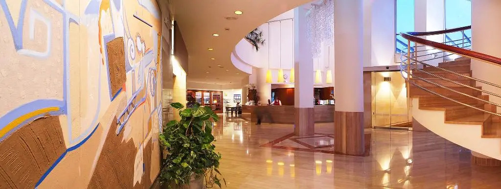 VIVA Eden Lago