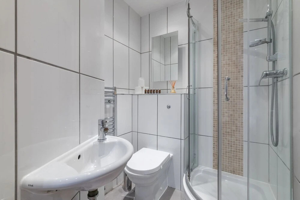 Home For All - Fitzrovia - by Frankie Says