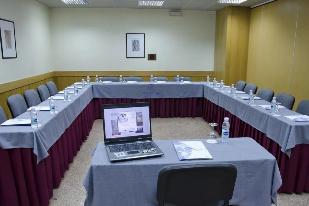 VIP Inn Berna Hotel