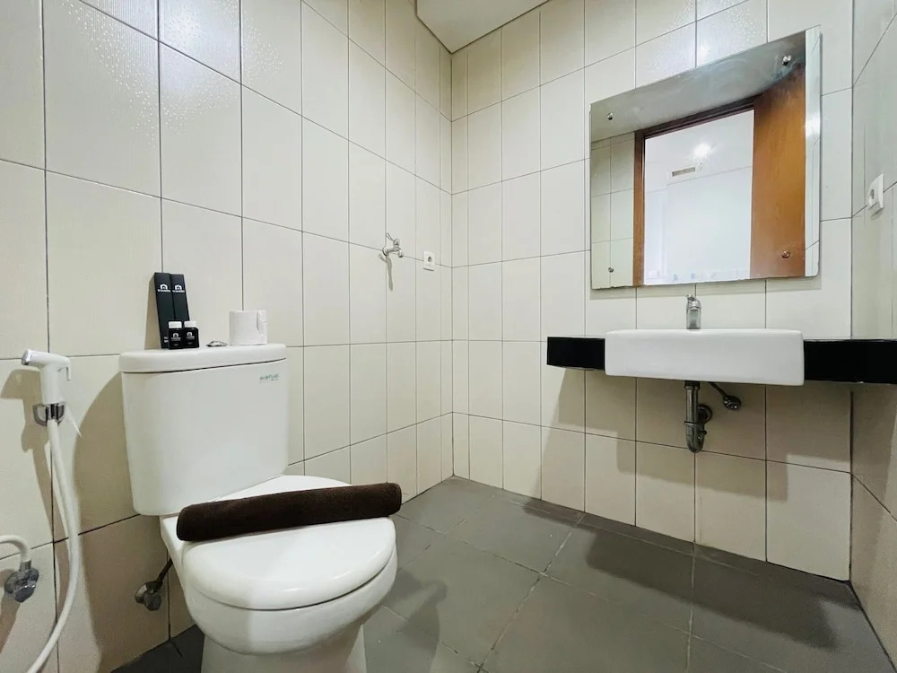 Cozy and Serene Studio Dago Suites Apartment By Travelio