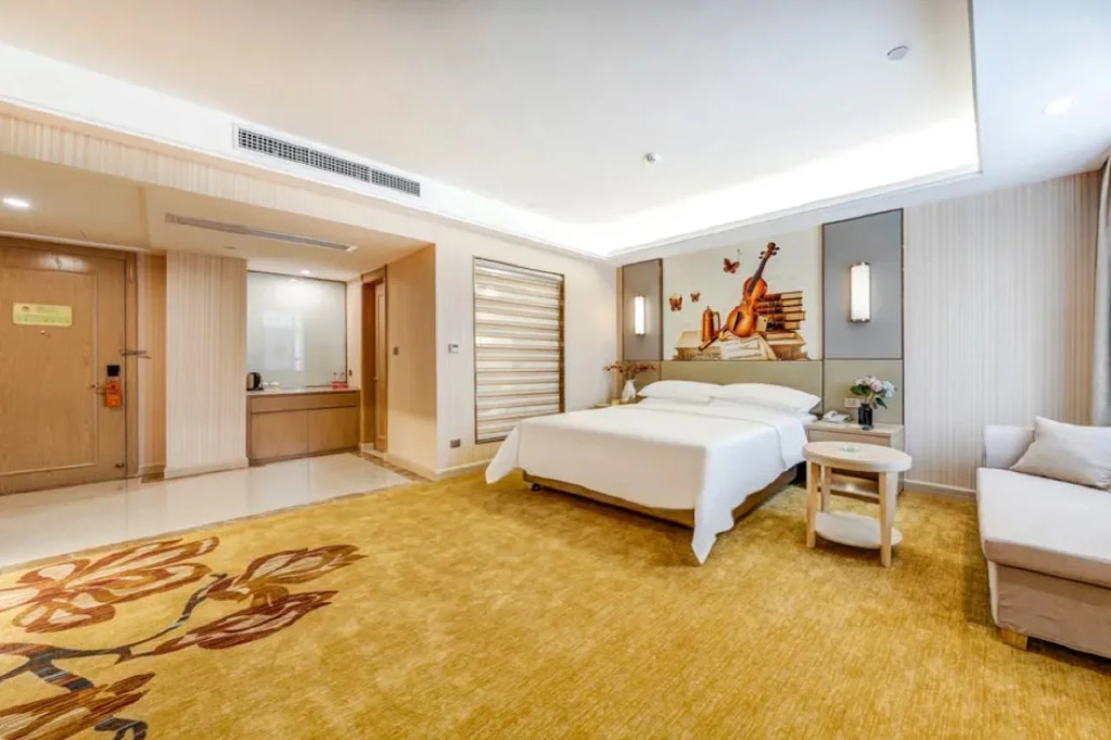 Vienna Hotel Huidong exhibition center
