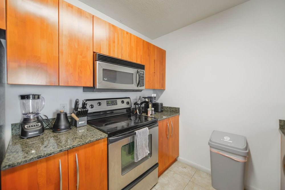 Brickell Bay 3318