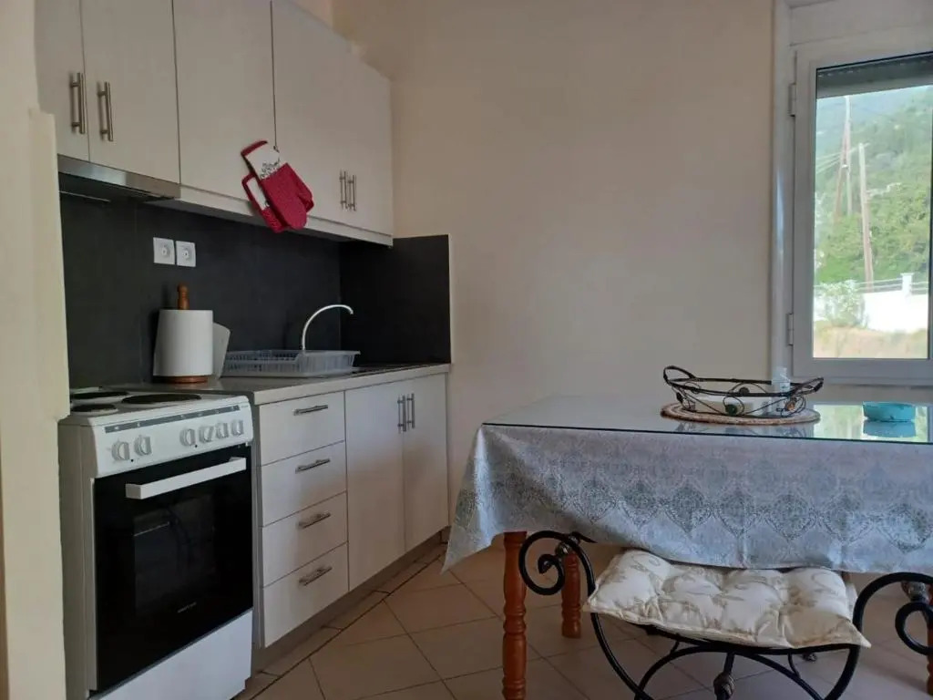 Nikiana's View, 3 Bedroom Luxury Apartment