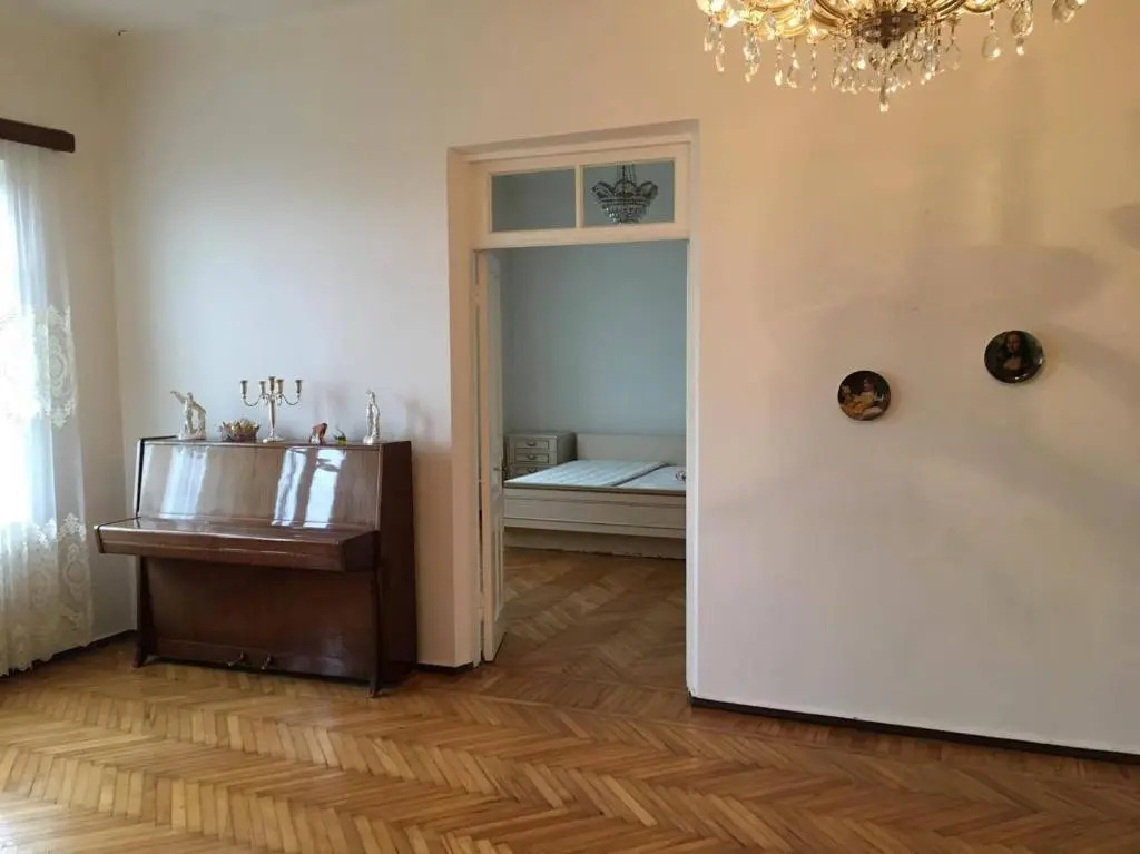 House Ana Kalandadze 31
