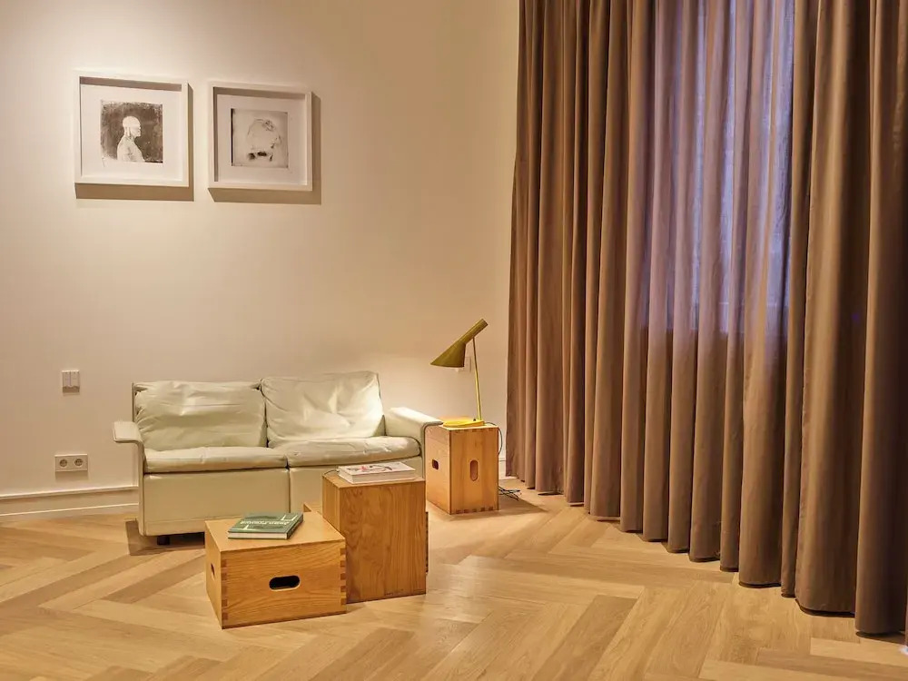 Townhouse by THE QVEST
