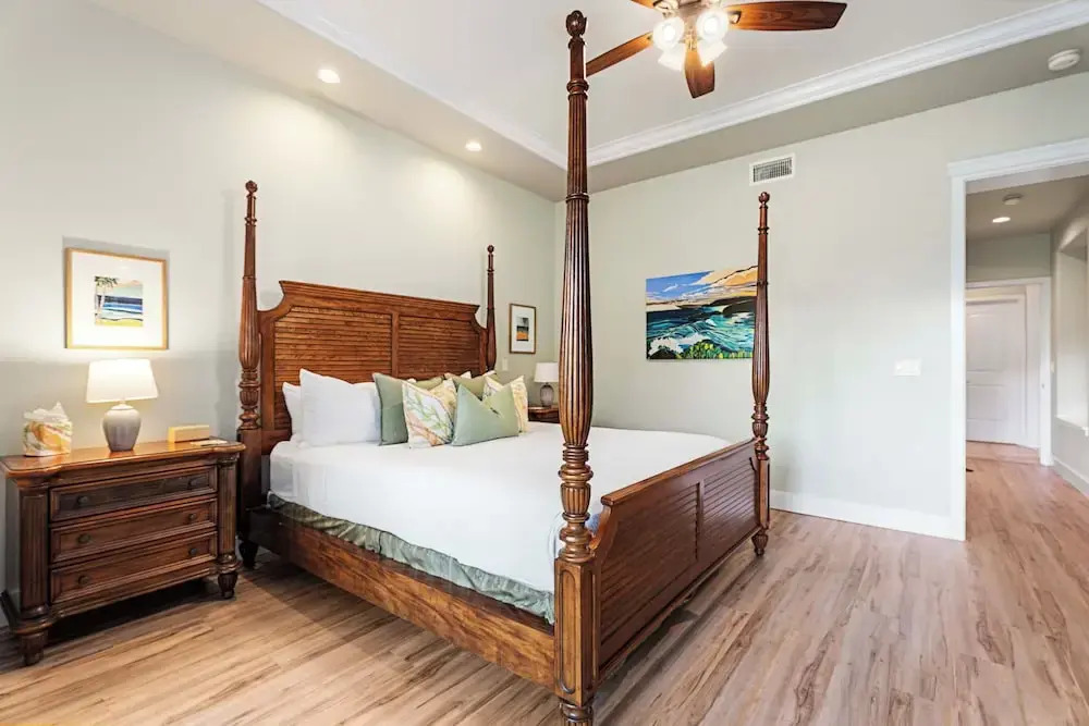 Updated Unit - Perfect Location - Vrkcv