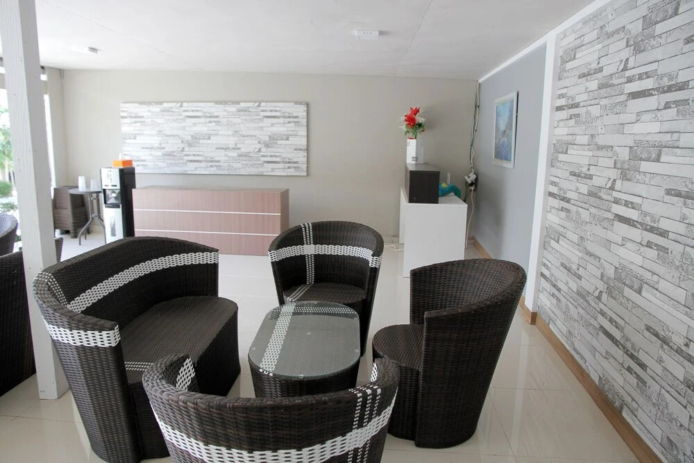 OYO 1265 Zamrud Hotel