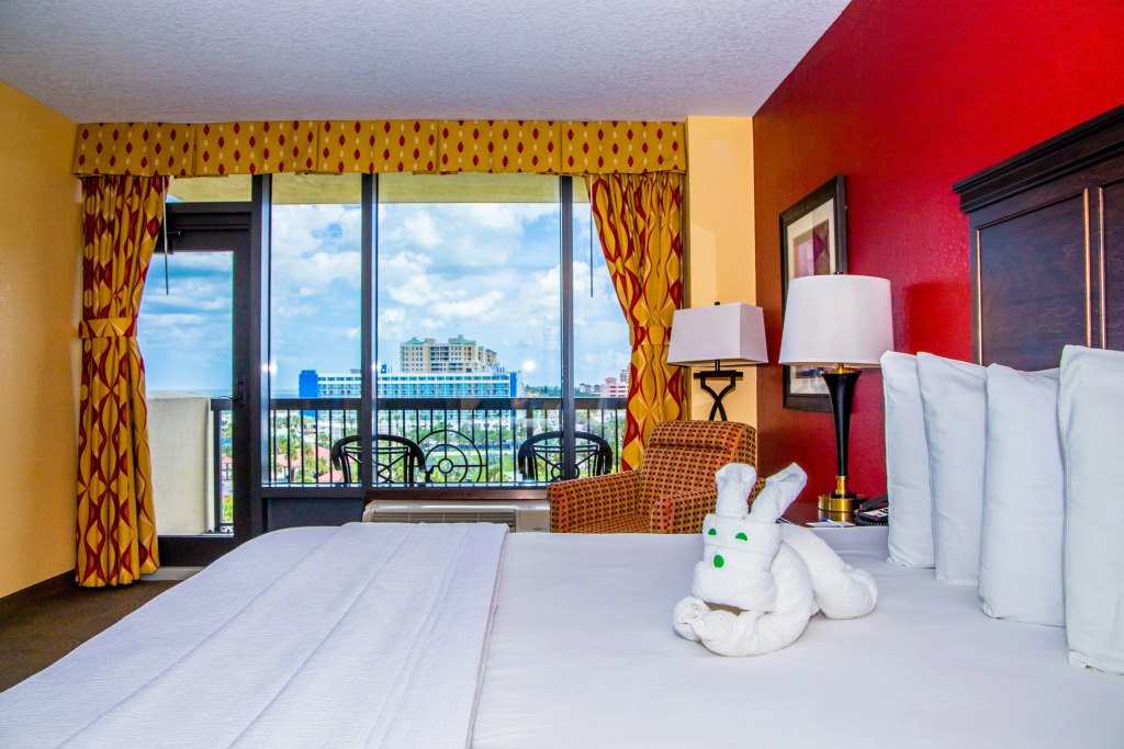 Pier House 60 Clearwater Beach Marina Hotel