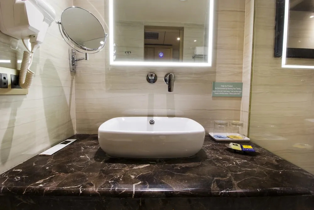 V Hotel