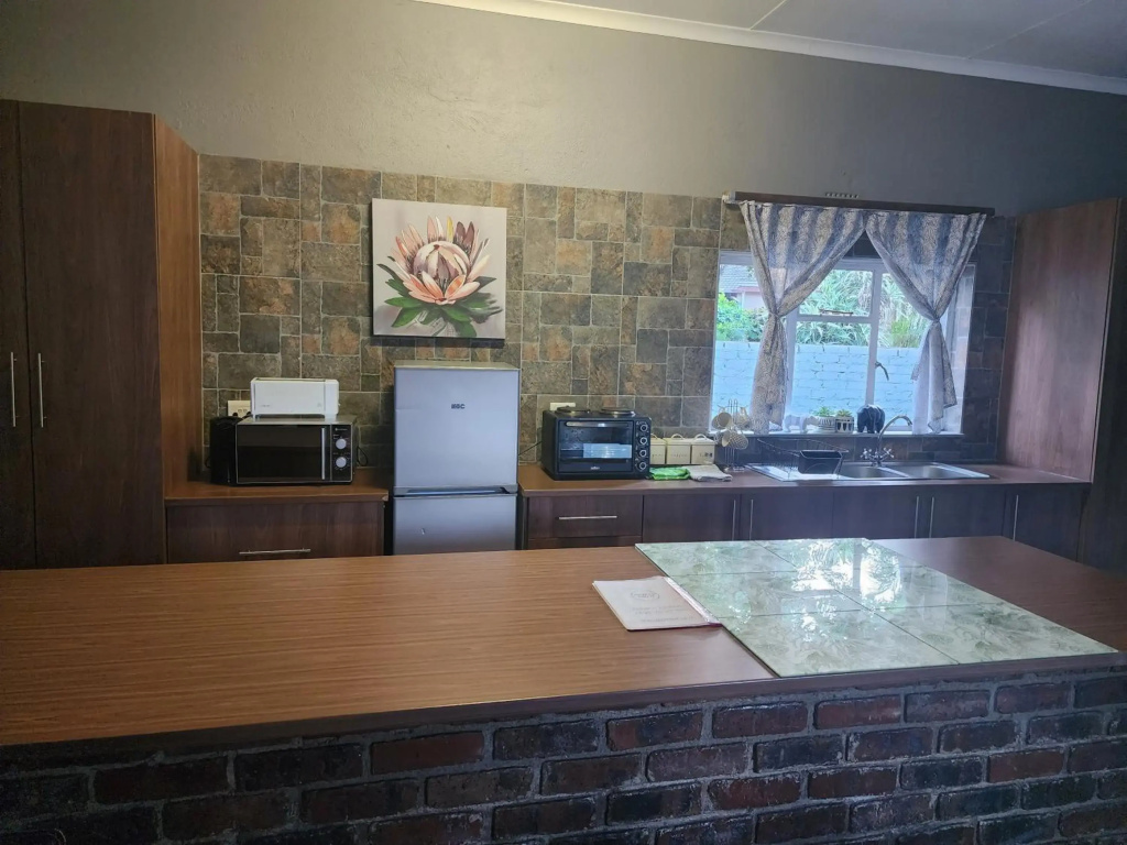 Le Grix Guesthouse