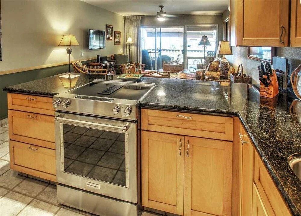 Kahana Sunset D7 - Two Bedroom Condo