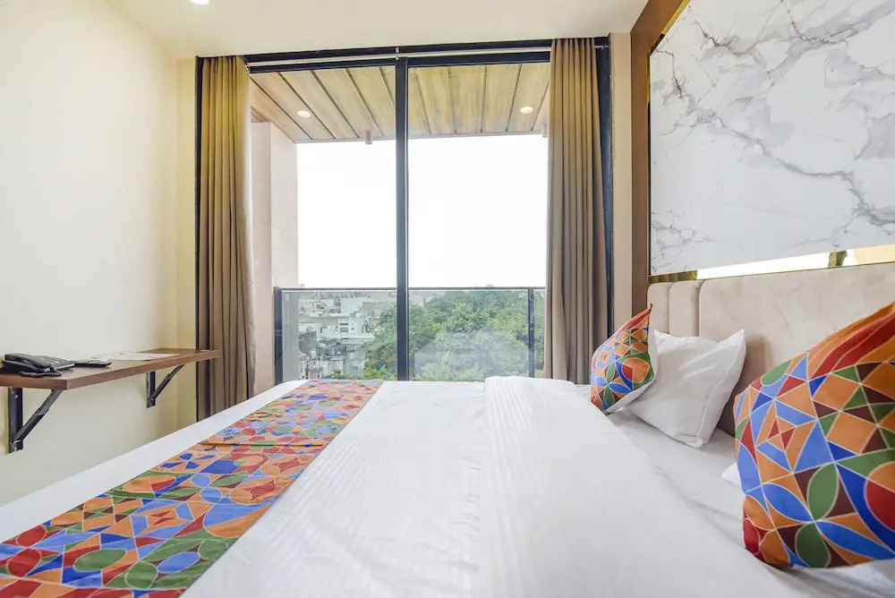 FabHotel Blooming Beds Pearl