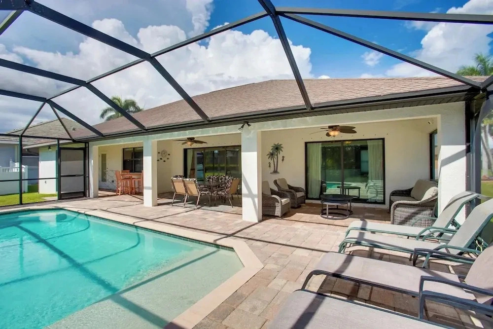 Family Retreat w/ Backyard Oasis in Cape Coral