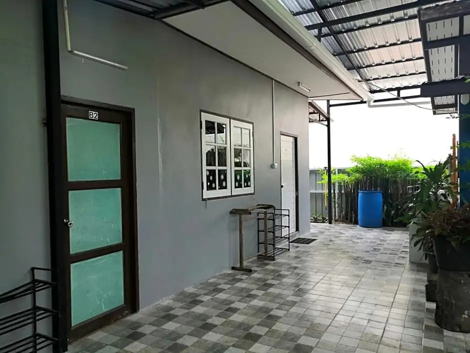 Backpack Hostel Kohyaoyai