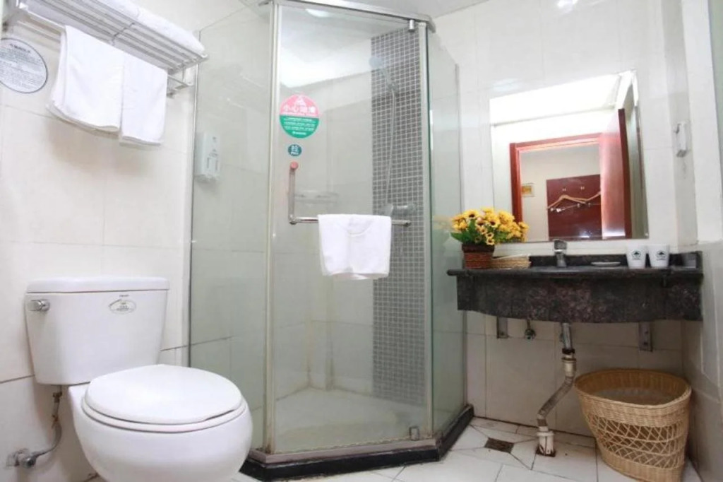 JUN Hotels Jinan Tianqiao District Railway Station Square