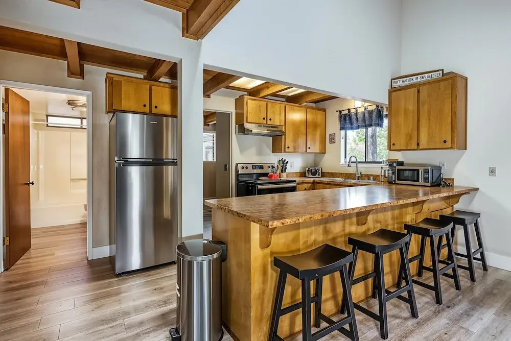 Three Wild Turkeys - Amazing Outdoor Spaces!  2 Decks! by Yosemite Region Resorts