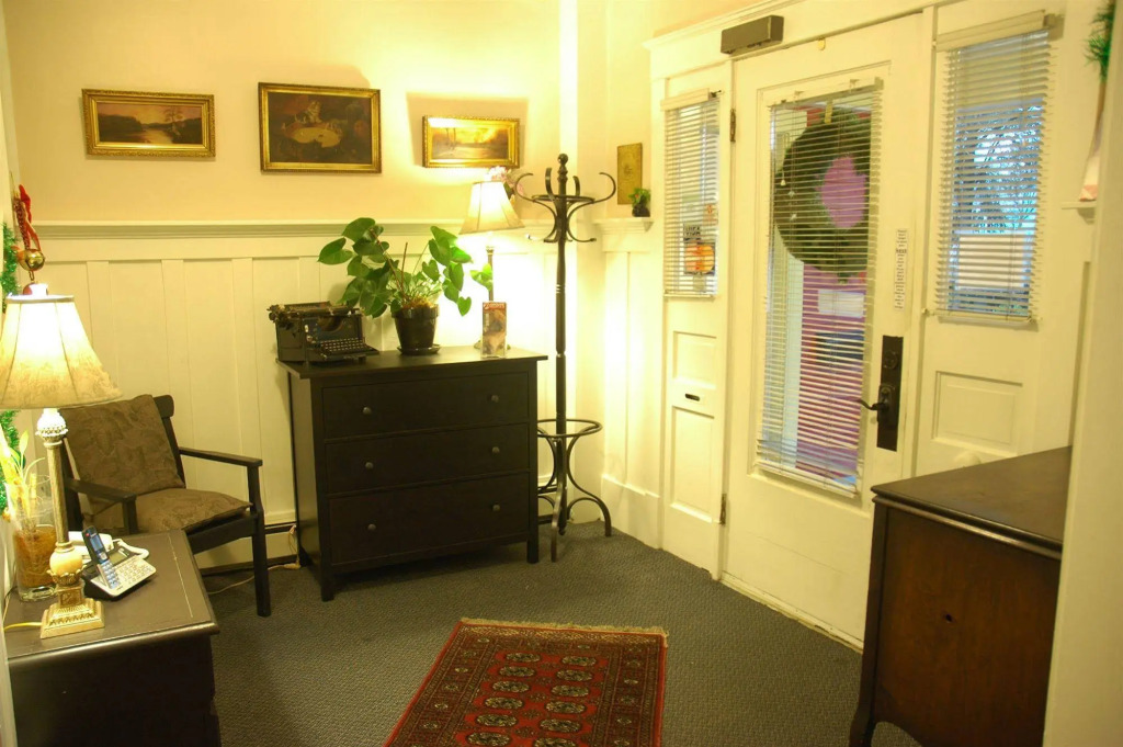 Douglas Guest House