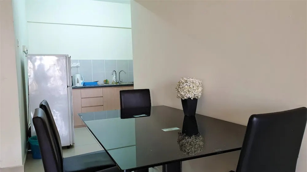 Zenith Suite Residence