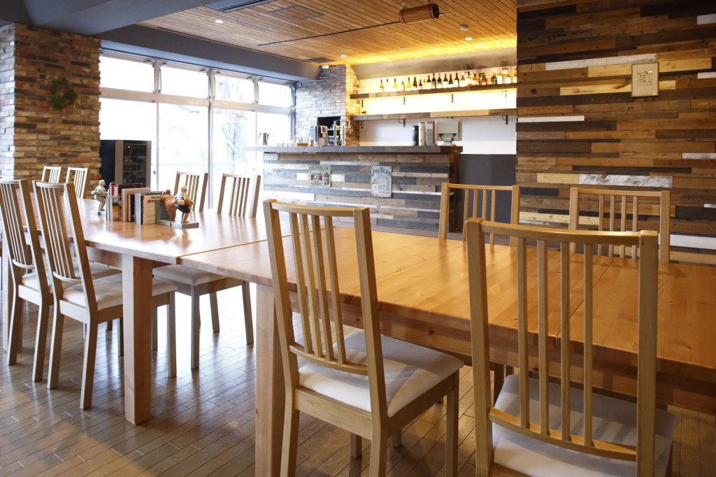 Kyou Bar Lounge & Inn