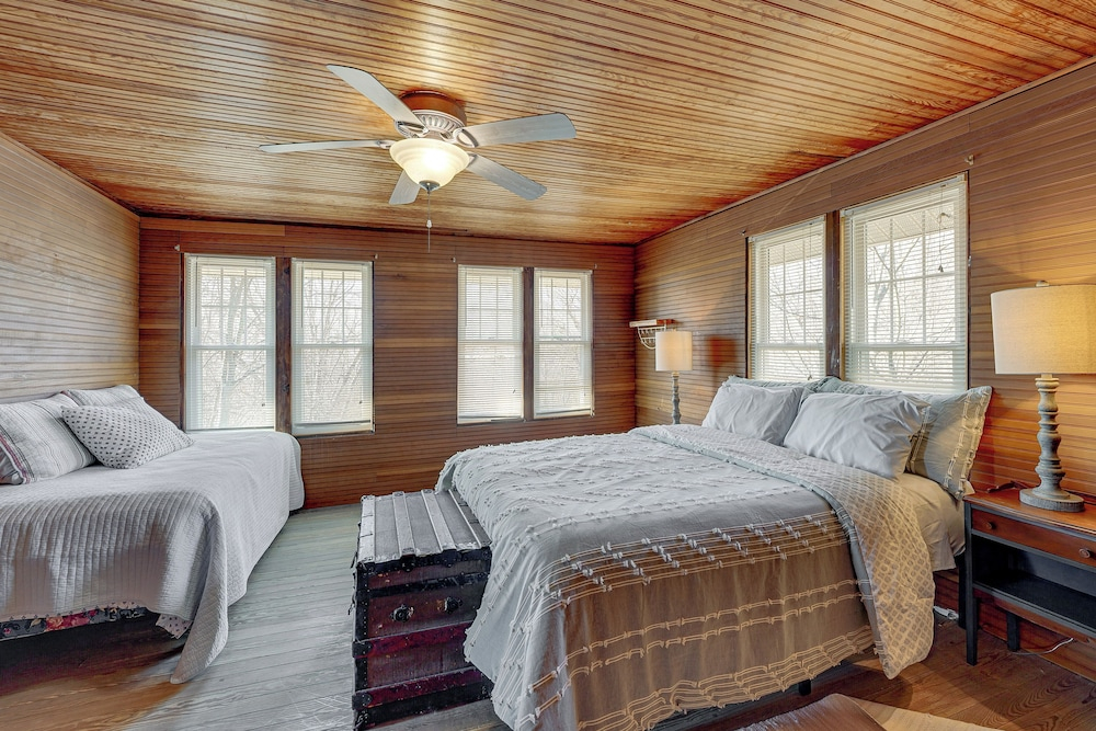 Walk to Beach! Serene Lake Michigan Home w/ Deck