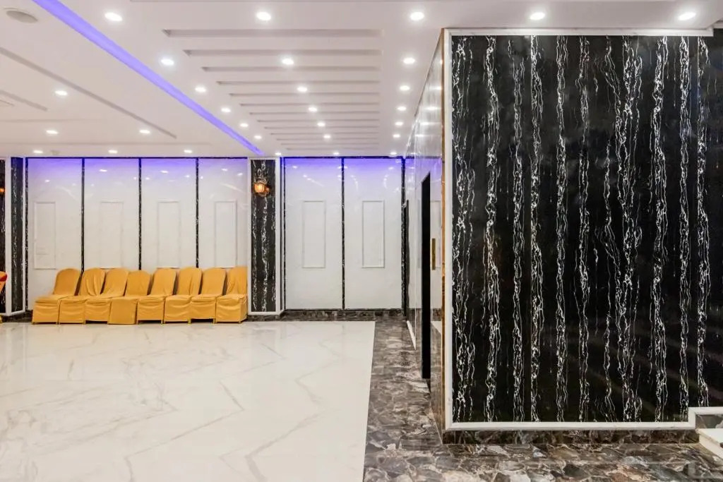 Foxoso Fiori - A Corporate Hotel