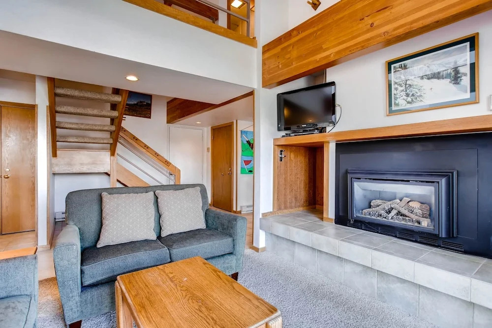 18 Snowmass Road, #403 - 3 Br Condo