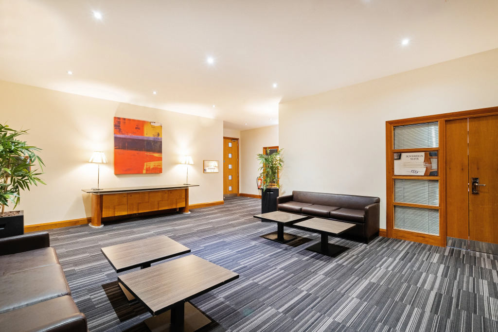 Holiday Inn Coventry M6, J2 by IHG